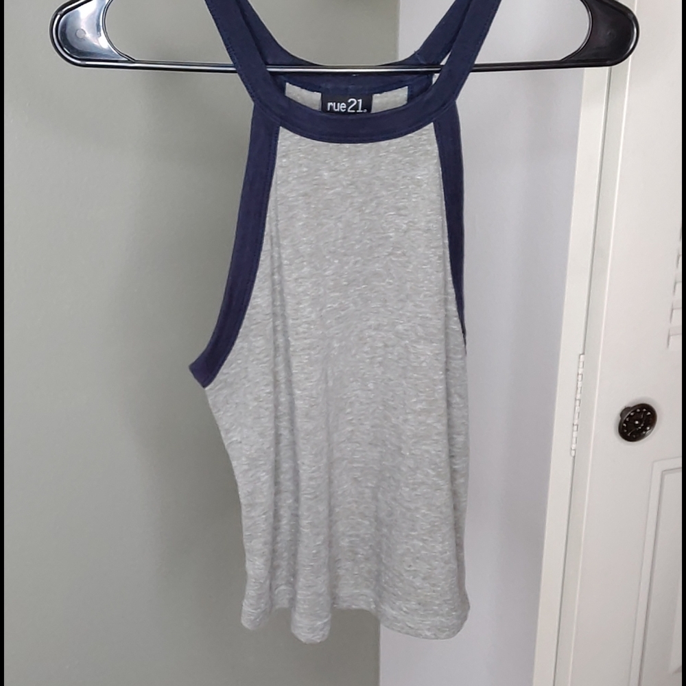 Tank top with blue accent